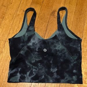 Lululemon tie die crop top